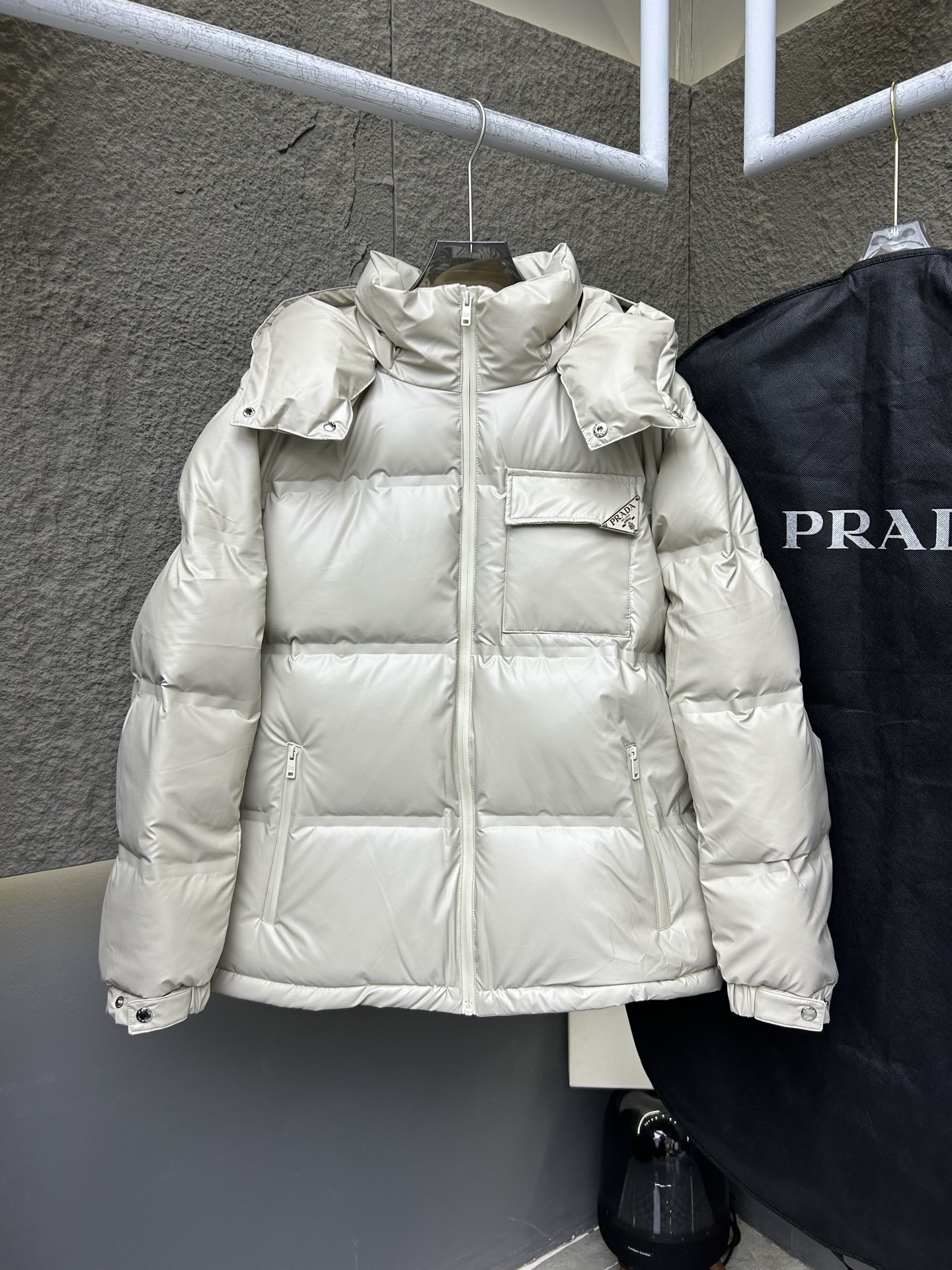i1757069792713_9669_0_0.jpg Prada Style pld Down Jacket – Bild 1