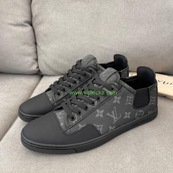 Louis Vuitton Sneaker – LSVT1004
