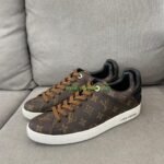 Louis Vuitton Sneaker – LSVT1005