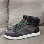 Louis Vuitton Sneaker – LSVT1032
