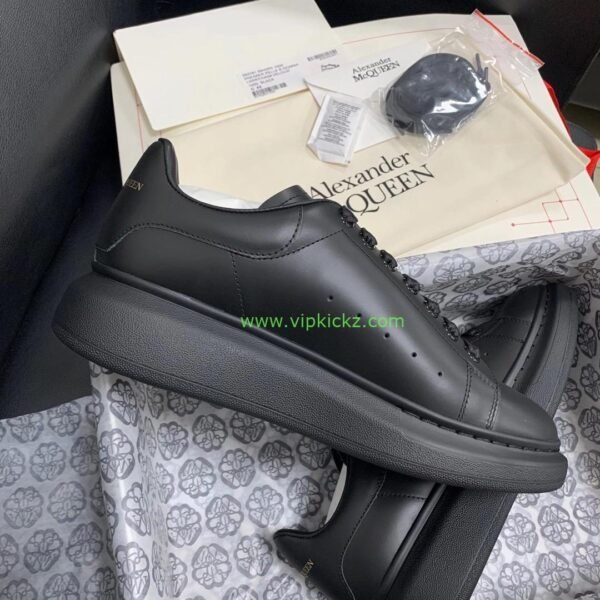 Alexander McQueen Sneakers – AMCQ1007