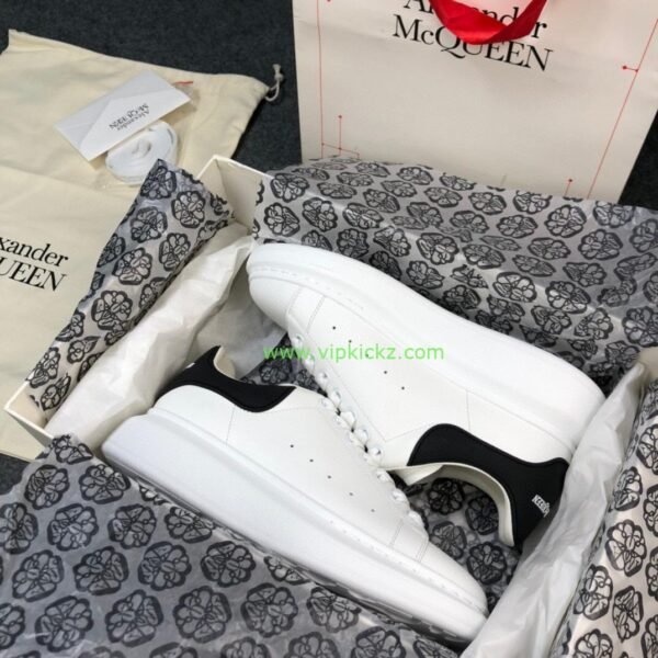 Alexander McQueen Sneakers – AMCQ1030