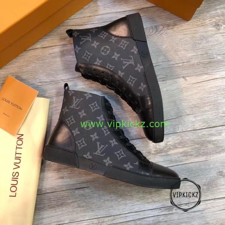 lsvt1014-1-1.jpg Louis Vuitton Sneaker – LSVT1007 – Bild 1