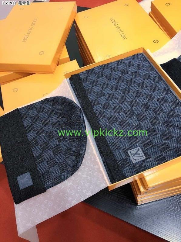 othe1008-1.jpg Louis Vuitton Scarf & Hat Set – SCHA1003 – Bild 1