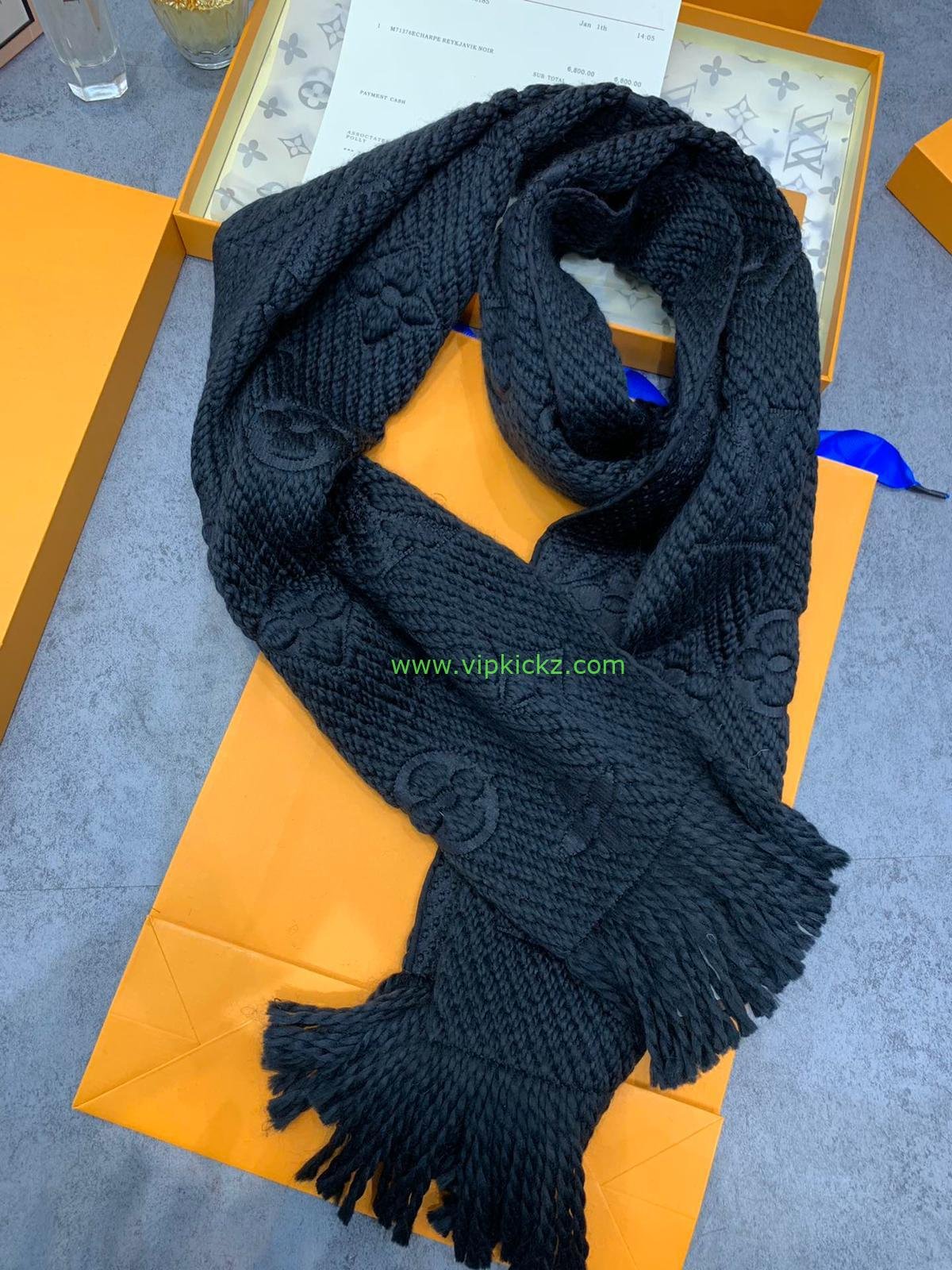 othe1011-4.jpeg Louis Vuitton Scarf – SCHA1005 – Bild 1