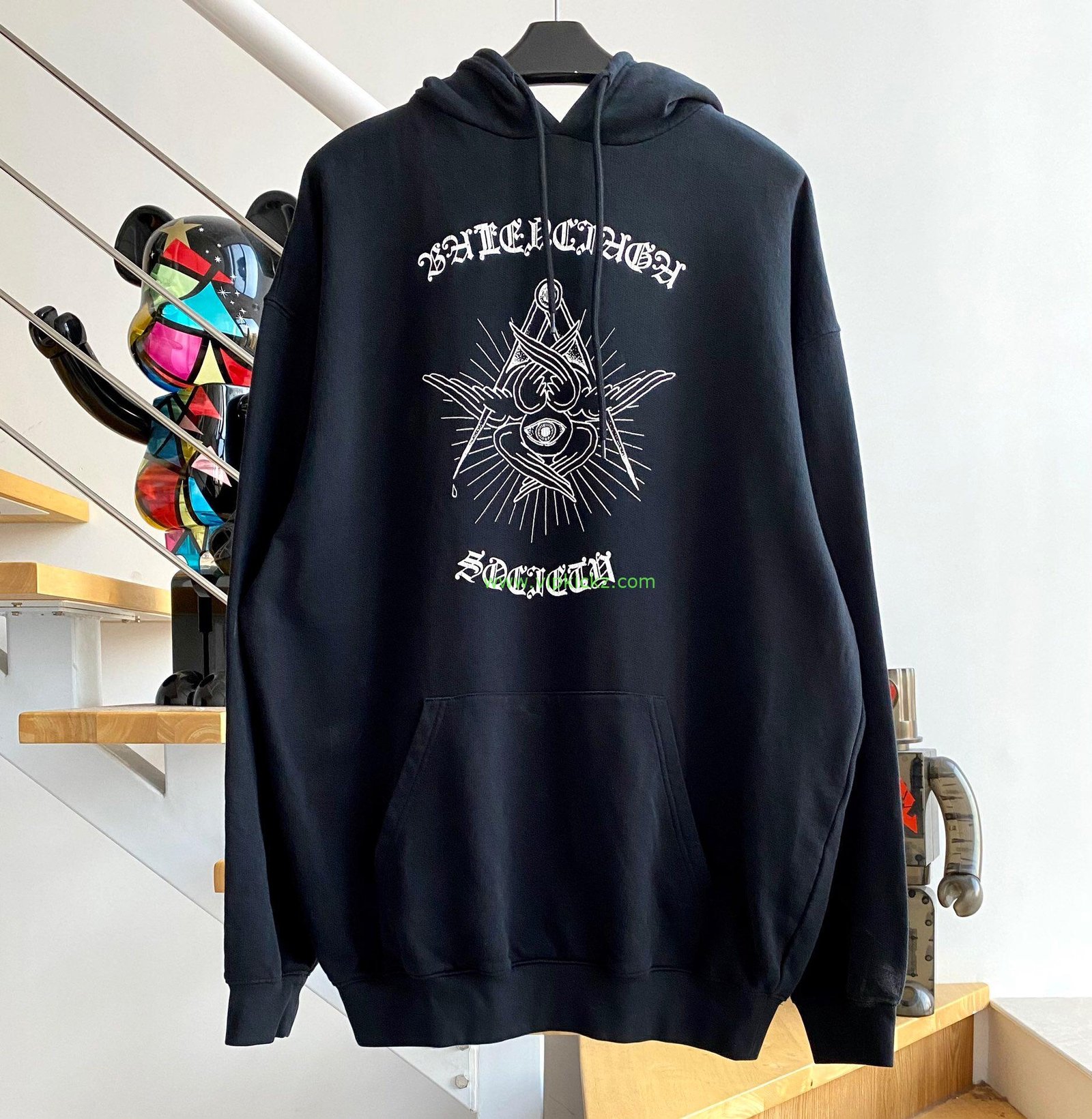 swho1077-1-1.jpg Balenciaga Hoodie – SWHO1077 – Bild 1