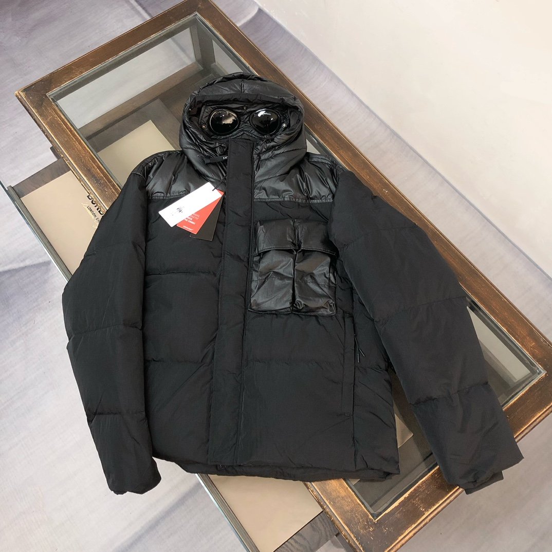 C.P. Company Down Jacket – TGA-M-0194738C3EF8