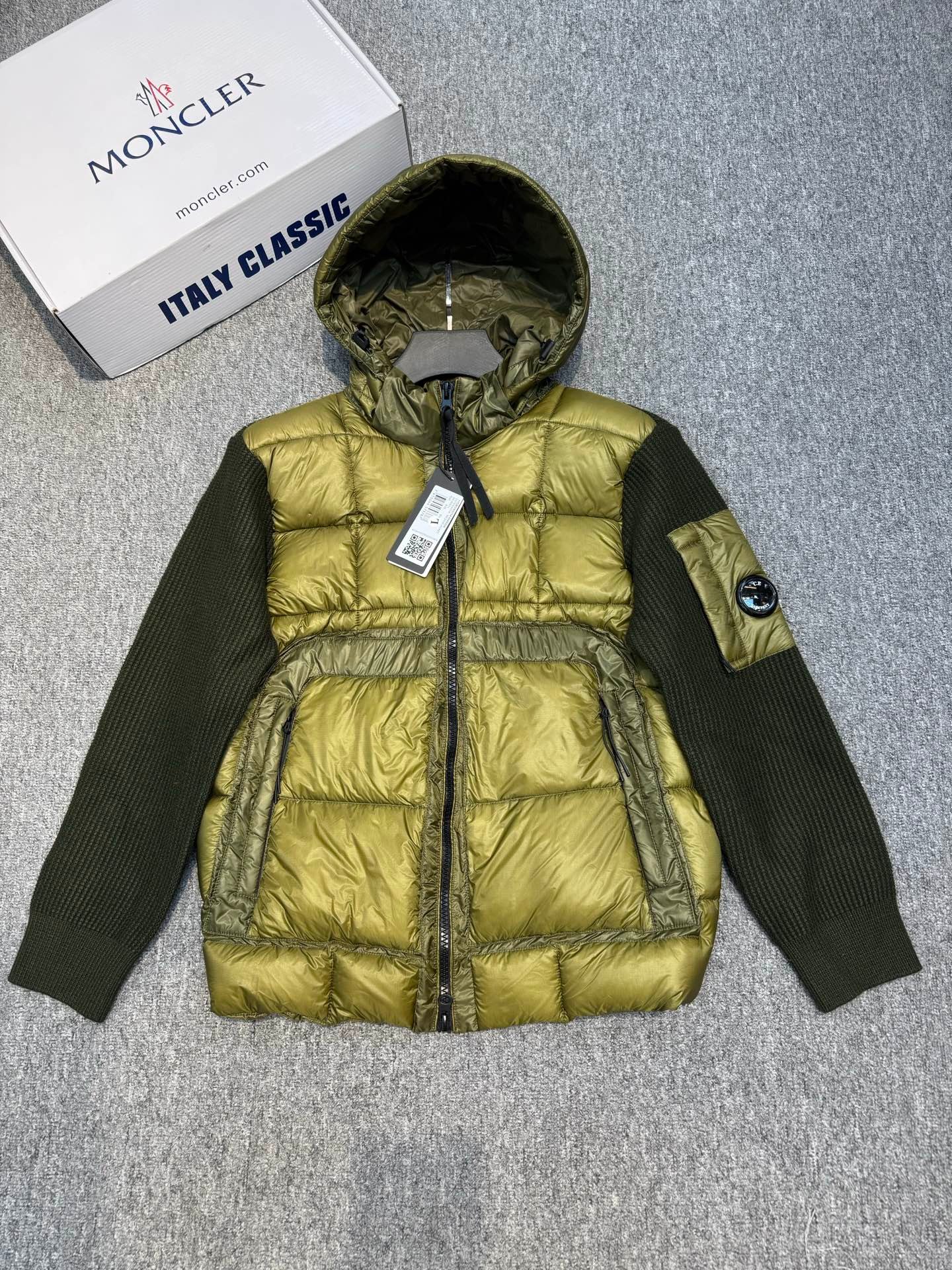 C.P. Company Xs-2xL Down Jacket – TGA-M-616C373C475A
