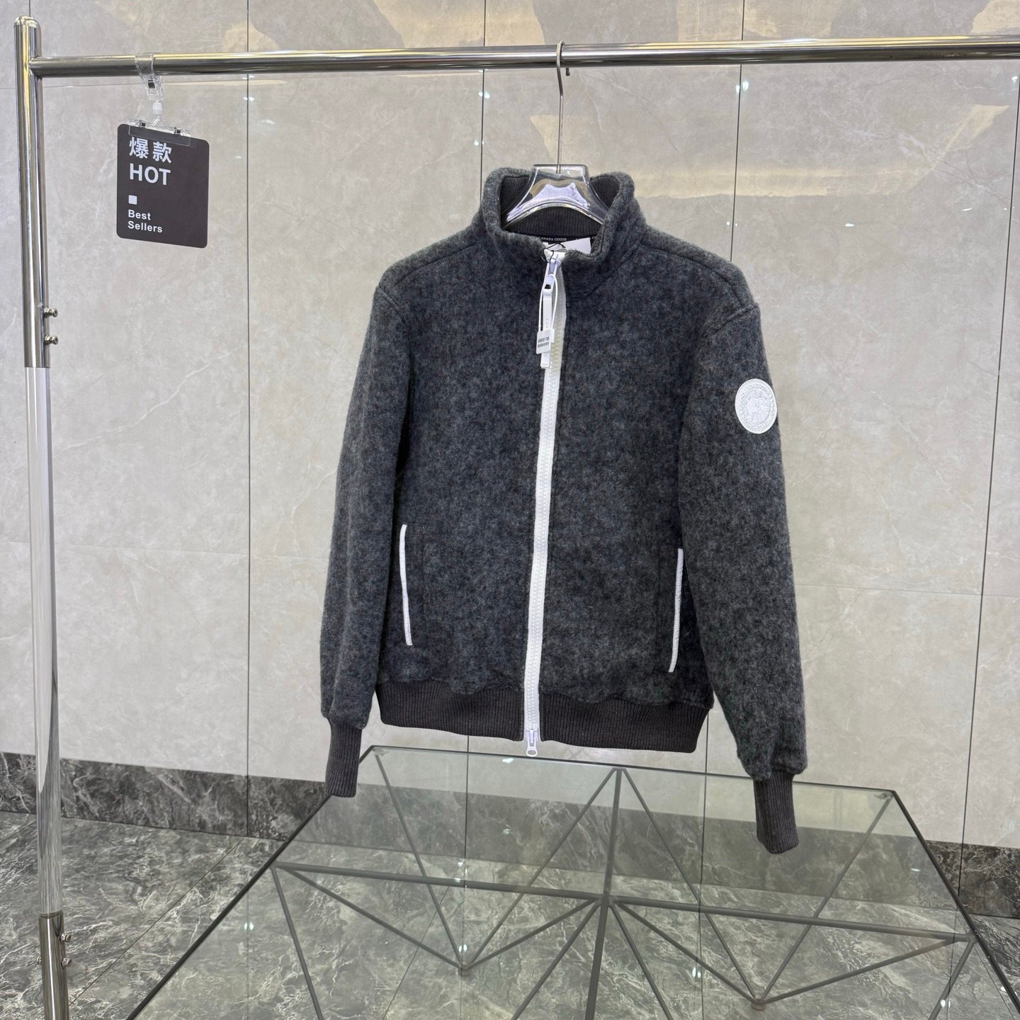 Canada Goose Jacket – TGA-M-AF1798FFA44B Canada Goose Jacket – TGA-M-AF1798FFA44B
