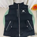 Canada Goose Down Vest – TGA-M-BCA6F66108CD