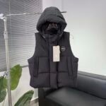 Canada Goose Down Vest – TGA-M-D1ADDC8FA083